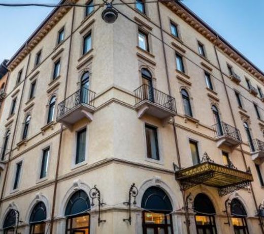 Boutique Hotel Touring