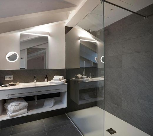 Boutique Hotel Touring