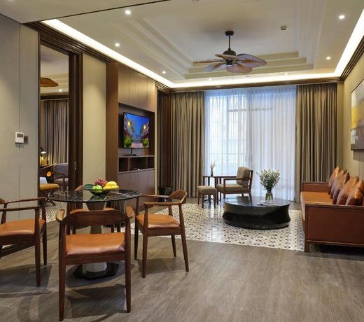 Senna Hue Hotel