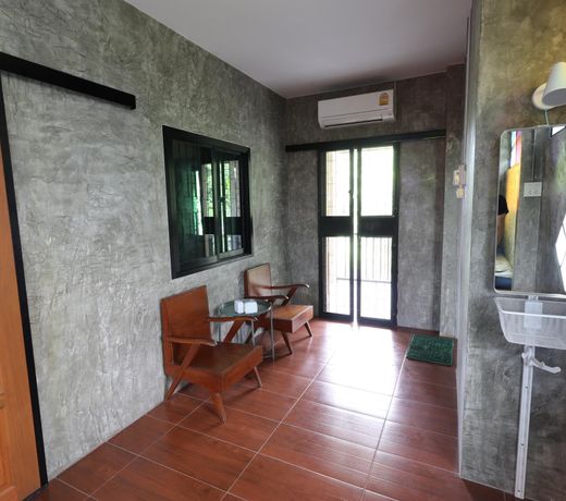 KHWAN-JAI Homestay Uthai Thani