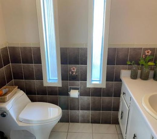 Comfort Rooms near Toronto Airport