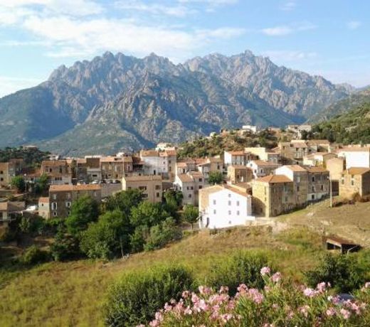 Maison de village