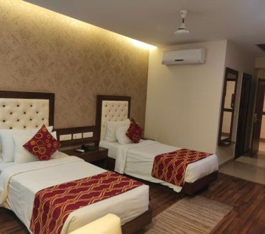 Hotel JSR Continental