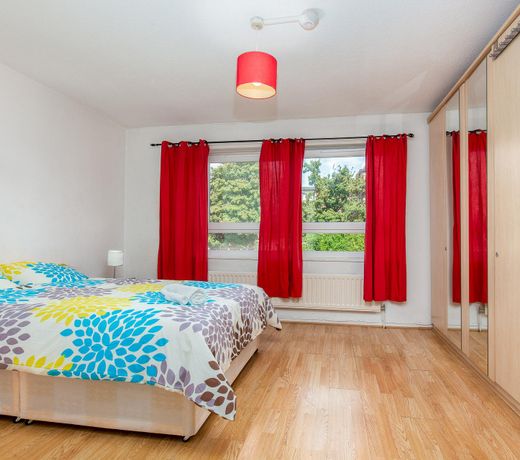 ASHFIELD STREET - DELUXE GUEST ROOM 5