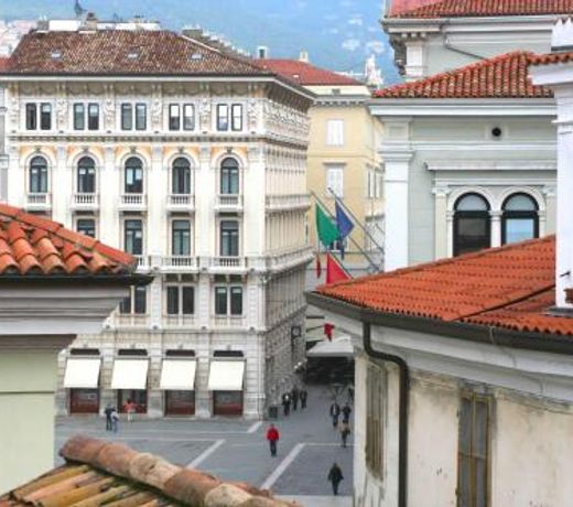 Piazza Grande City Residence