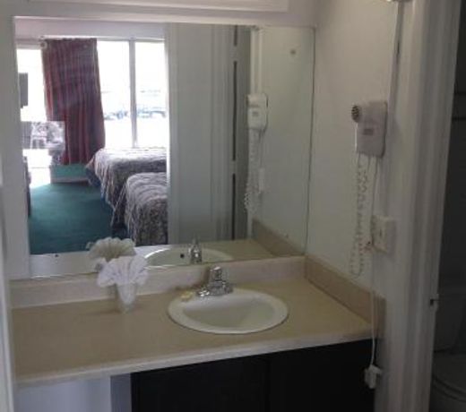 Budget Inn