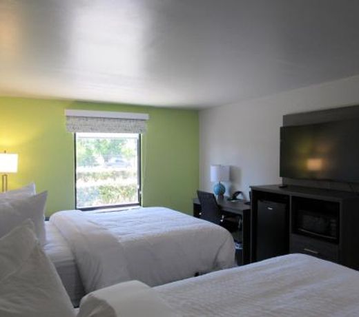 Clarion Pointe