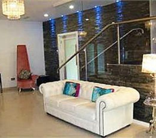 Ashbourne Court Hotel