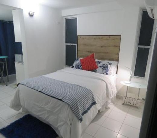 SERENADE Lodging Rooms