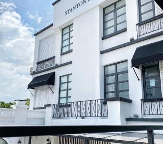 Stanton Hotel