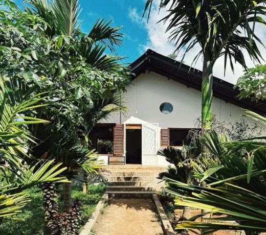 XOM Organic Farm Stay