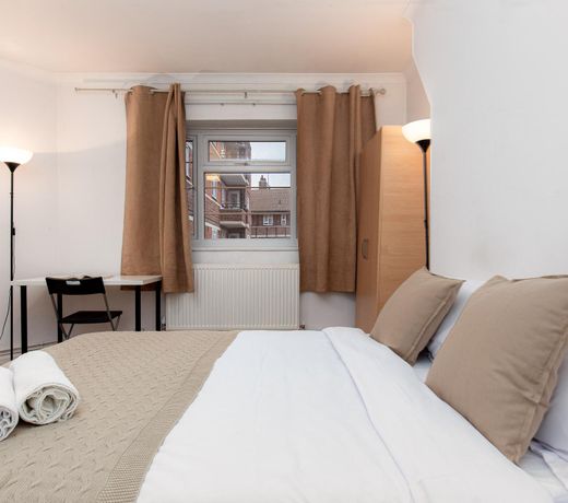 GREENLAND HOUSE - DELUXE GUEST ROOM 1