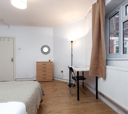 GREENLAND HOUSE - DELUXE GUEST ROOM 1