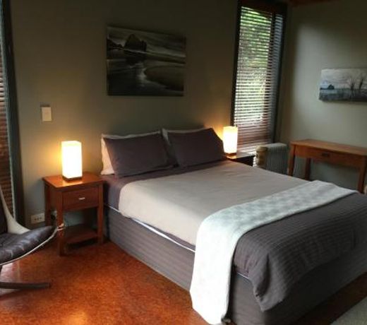 Piha Beachstay Accommodation