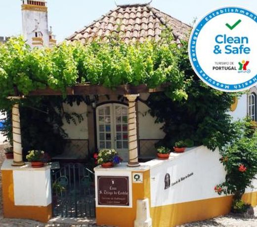 Casa de S. Thiago do Castelo