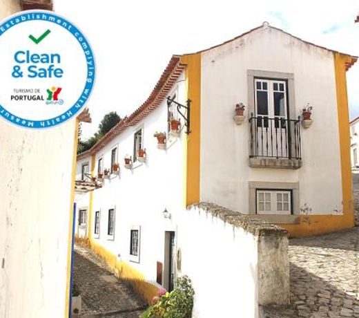 Casa de S. Thiago de Obidos