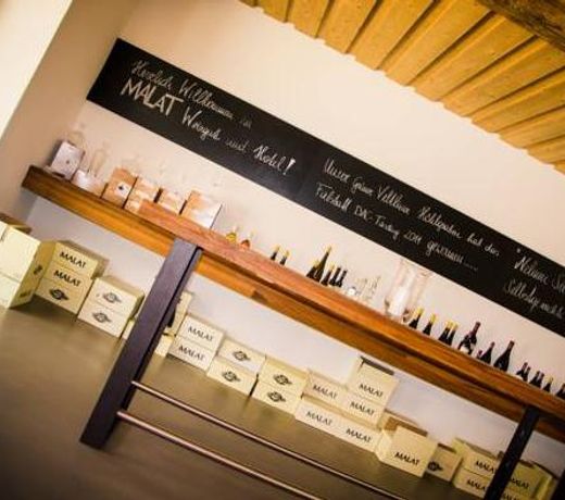 MALAT Weingut und Hotel