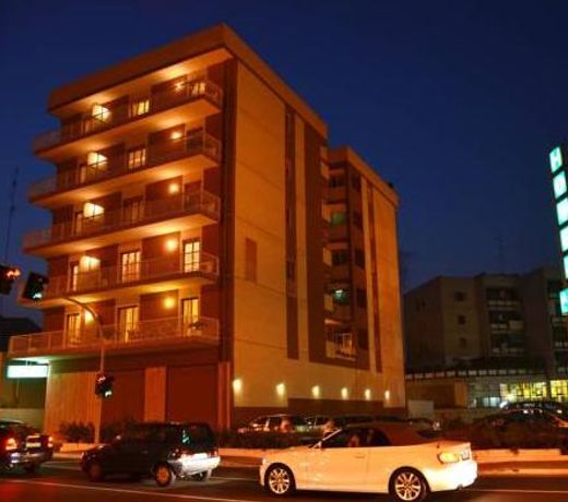 Hotel A-14