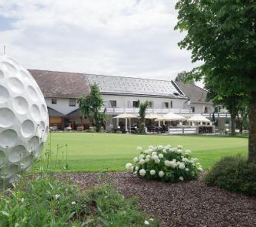 OG's Golf Lodge