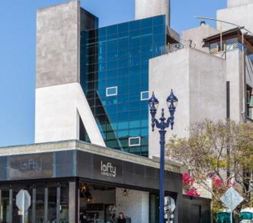 Sonder â The Continental