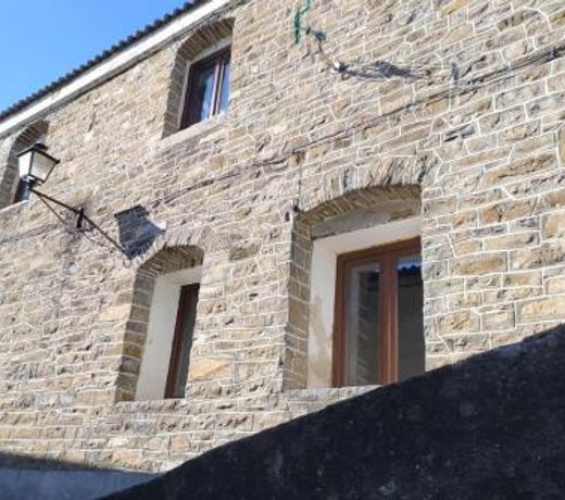 Albergue Casa de Broto