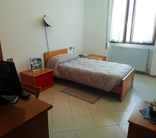 Hotel Rezia Valtellina
