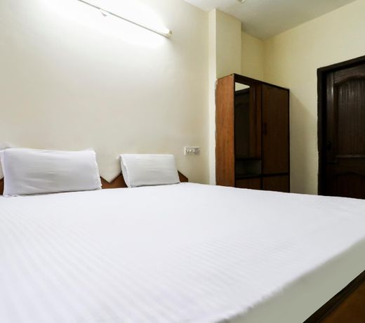 SPOT ON 48765 Hotel Amandeep