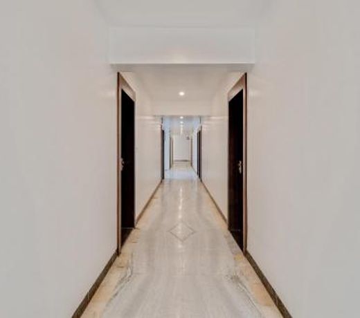 OYO 47777 Hotel Laxminarayan