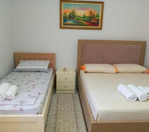 Unejs Apartment