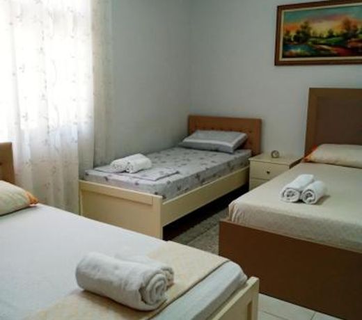 Unejs Apartment