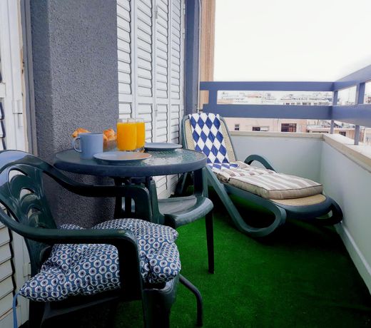 Sunny Apartment Larnaca