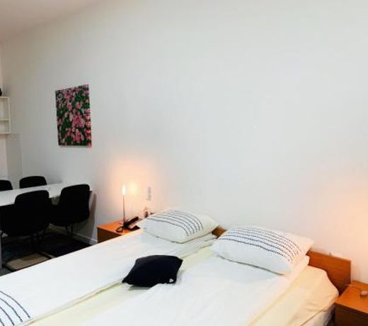 Hotel Heco Plus