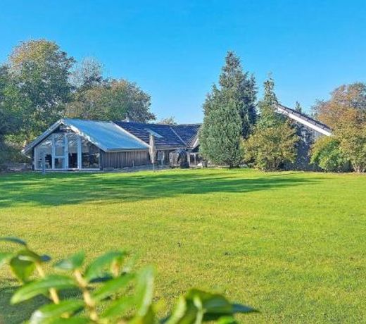8 person holiday home in Hemmet