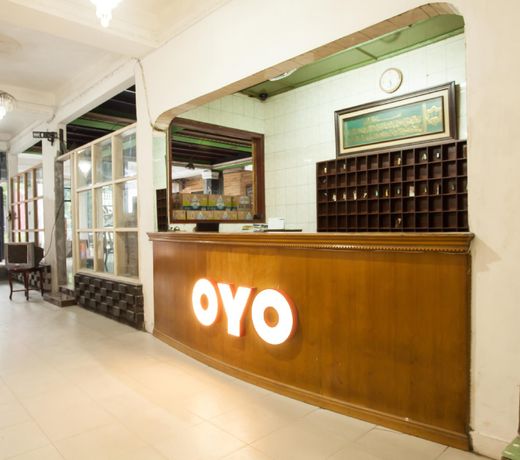 OYO 1084 Hotel Cirasa Syariah