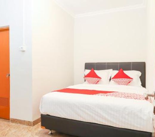 OYO 1519 Axl Residence