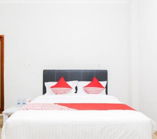 OYO 1519 Axl Residence