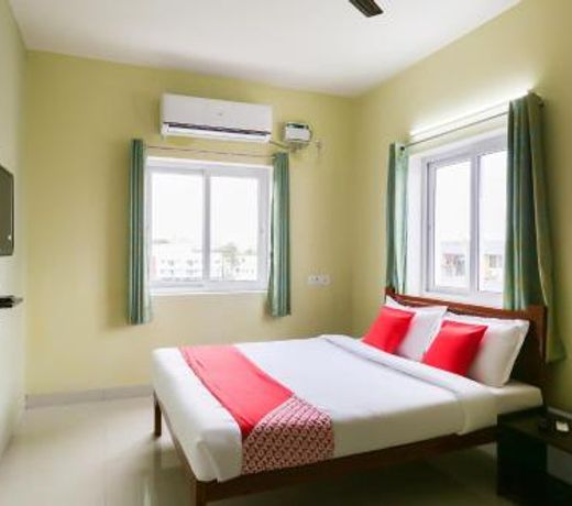 OYO 62861 Shriram Residency