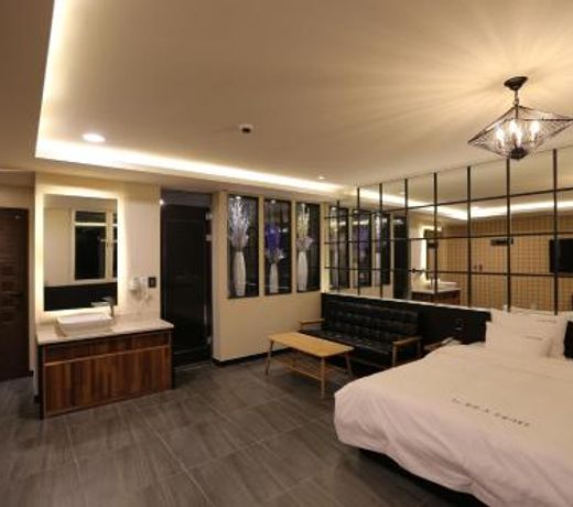 Idea Hotel