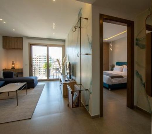 ZUR Studios and Suites