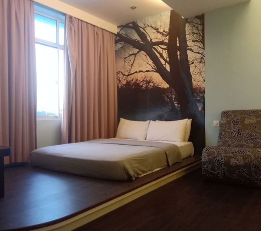 NEWLAND HOTEL