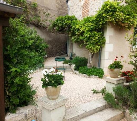 Le Petit Jardin Yoyo