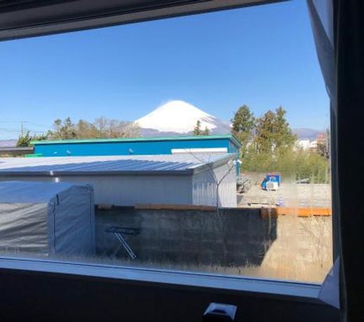 villa hanasaku å¯å£«å¾¡æ®¿å ´ ã¢ã¦ãã¬ãã