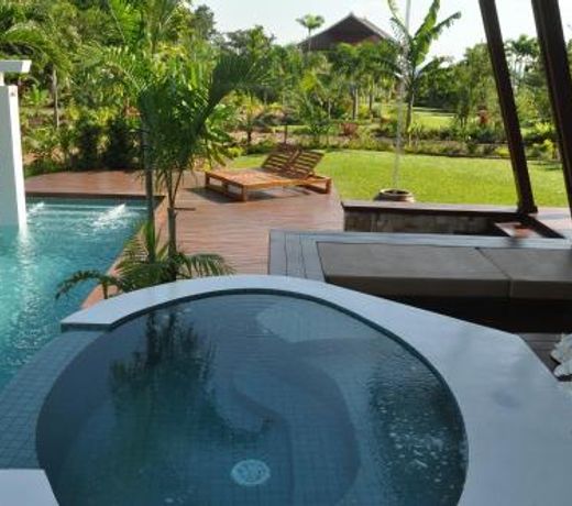 Cominsia Lodge