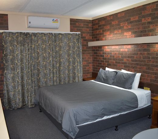Riviana Motel
