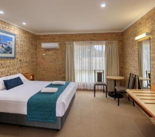 Mulga Country Motor Inn