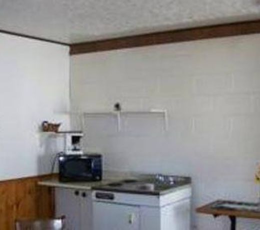 Old Country Motel