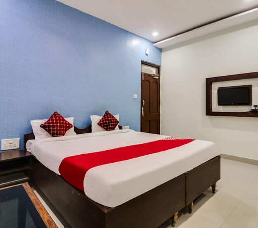 OYO 47542 Hotel J K