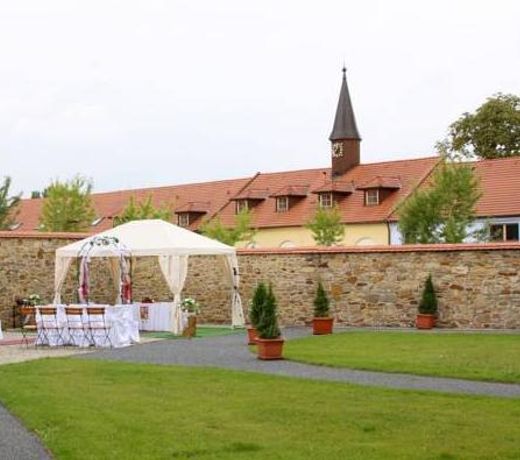 Hotel Certousy