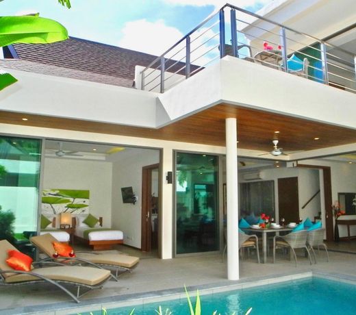 Rawai: New Pool Villa close to a beautiful beach