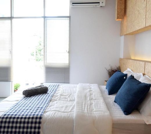 Hugger Guest House